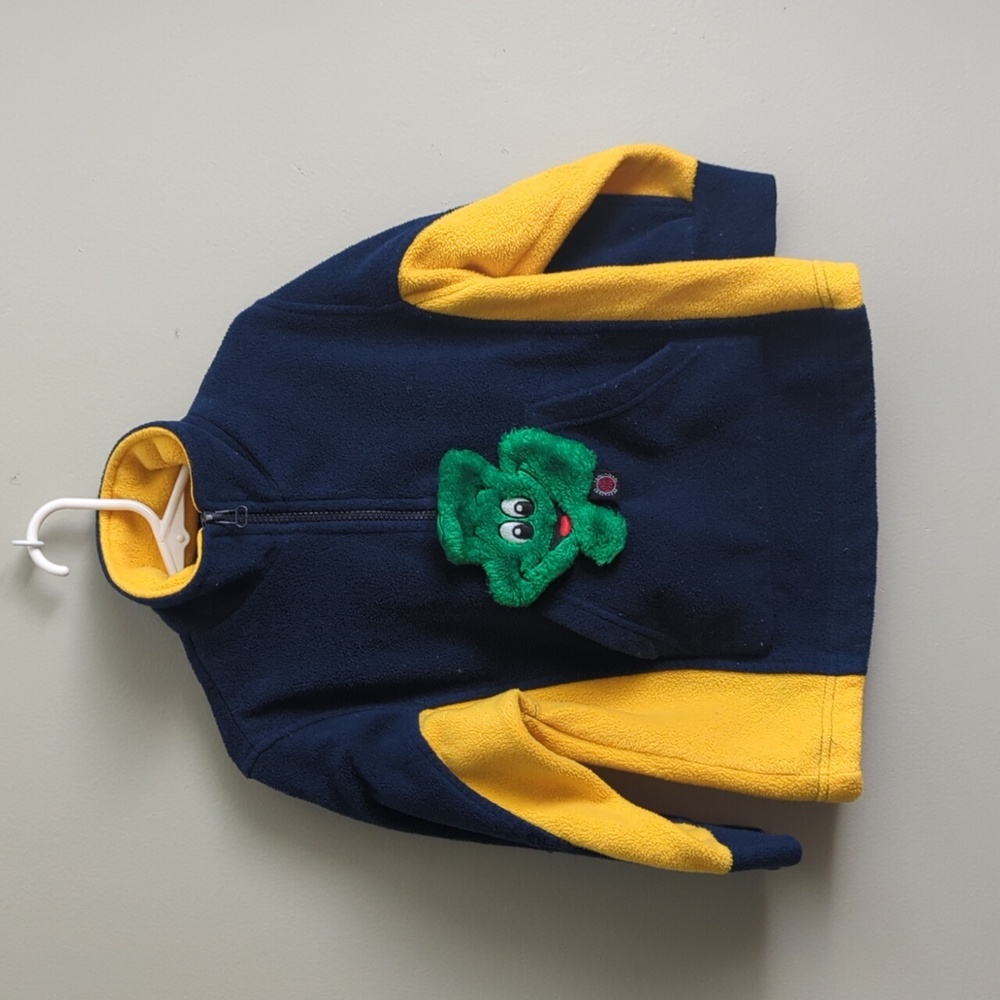 Vintage Kids ☘️ Shamrock ☘️ Sweatshirt - Traditional Craftware - Size: 1/2